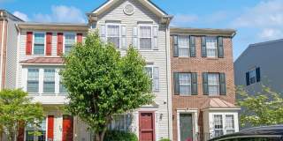 8374 HUNTER MURPHY Circle Gallery 1