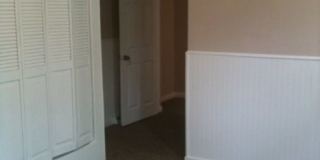 Beautifully Renovated Home in South Side Flats Gallery 10