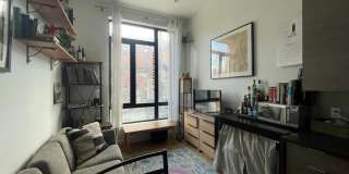 Light Soaked Modern 1BR in Brooklyn Gallery 1