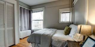 Beautiful two story unit with Victorian charm Gallery 12