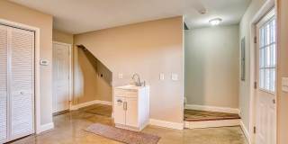 2802 West Walnut Street Gallery 11