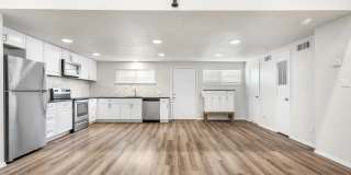 Rosedale Loft Gallery 13