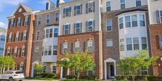 43849 KINGSTON STATION Terrace Gallery 10