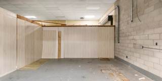 2221 Ross Clark Circle Gallery 36