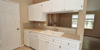 Clean & Move-In Ready Single-Level Home Gallery 11