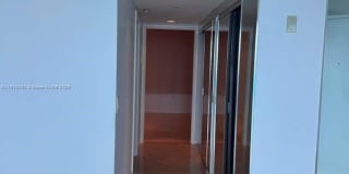 5025 Collins Ave Gallery 4