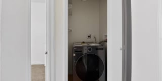 Charming 2 Bedroom 1 Bath Apartment For Rent Gallery 9