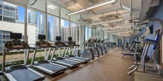 1407 S Michigan Ave Gallery 2