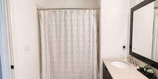 1bd/1.5ba Seattle Condo Gallery 21