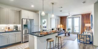 Aura Avant Gallery 1