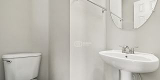 200 Picadilly Place Gallery 20
