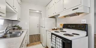 Colonial Terrace Gallery 1