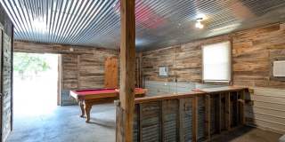 2/1 House With a Detached Garage / Garage Has Pool Table & Bathroom / Large Corner Lot / NBISD Gallery 42