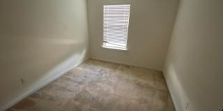 Room in 4 Bedroom Home at Haskell Dr Gallery 14