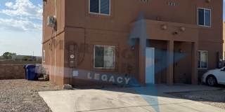 Townhome in Great Location! Gallery 1