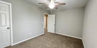 438 Riviera Drive Gallery 19