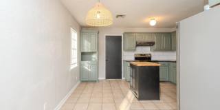 2920 FEATHERSTON AVENUE Gallery 6