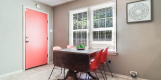 1011 W Congress Street Gallery 7