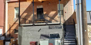 260 SE Paradise Street Gallery 1