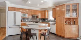 11520 Huebner Rd. Gallery 2