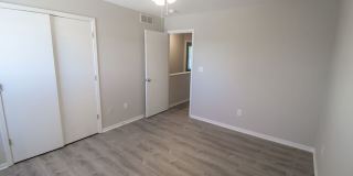 Large 4 bedroom Duplex Gallery 31