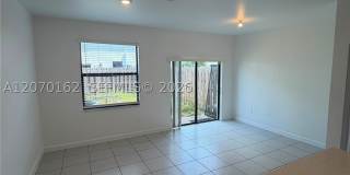 11863 SW 247th Ter Gallery 7