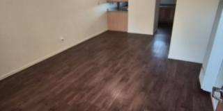 Updated 2 bedroom 1 bath unit near shopping and amenties! Gallery 1