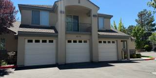 Charming 1 Bedroom, 1 Bath Apartment with Garage, Balcony & Central Reno Location! Available now! Gallery 1
