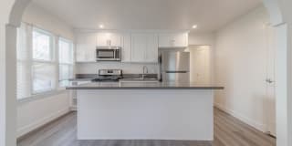 616-618 N. Alta Vista Blvd. Gallery 1