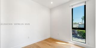 227 NW 39th St Gallery 21