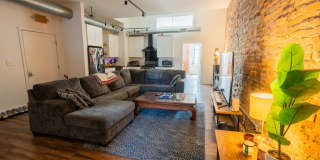 Spacious 2 Bedroom/2 Bath in Lawrenceville Gallery 3