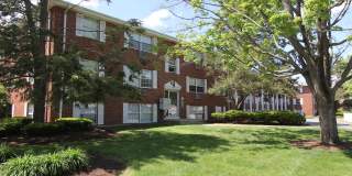 Westside Colonial Gallery 21