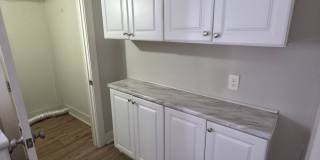 Multi Family Home 3 Bedroom and 1 Bath For Rent Gallery 4