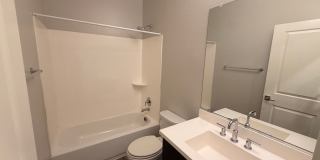 Spacious 3 Bedroom, 2.5 Bath Phoenix Townhome with *New Floors* + *NEW* Paint! Gallery 16