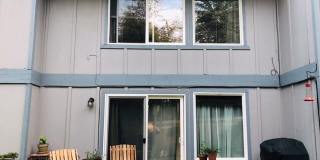 Bainbridge Townhouse with garage Gallery 22