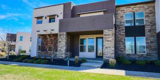 2 bed, 2.5 bath, with loft, 2 car garage home for rent in Desert Color 2 bed, 2.5 bath, with loft, 2 car garage home for rent in Desert Color Gallery 4