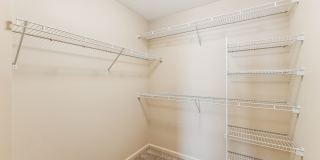Crocker Park Living Gallery 23