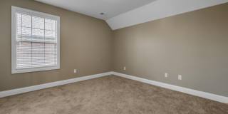 2185 Roswell Drive Gallery 11
