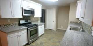 Large 3 Bedroom Home In Enterprise Area Gallery 5