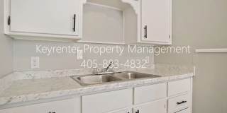 Cozy 3BD/1BTH Home Conveniently Located near I-240 & I-44 Gallery 21