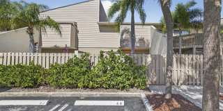 612 Executive Center Drive Gallery 1