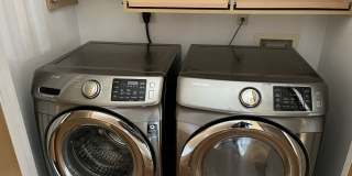 Beautiful 2 Bedroom Condo in Whitefish Bay Gallery 6