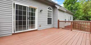 Dog Friendly Three Bedroom with Bonus! Gallery 27