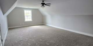 Modern and Spacious 4 bedroom home in Olive Branch for Lease Gallery 22