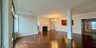 Elegant 2 Bedroom/2.5 Bathroom Apartment with Den, 2 Parking Spaces, and Storage Unit in Canton, Baltimore, MD! Gallery 13