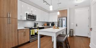 145 RIVERHAVEN Drive Gallery 5