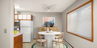 Oria Lakeview Apartments Gallery 11