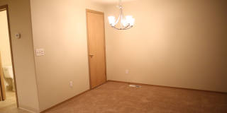 Spacious 2-Story 3-Bedroom Townhome for Lease - 3125 NE 118th Ave. Gallery 9