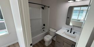 September Move In 3 bed 3 bath NEW Dixon Cottages Gallery 35