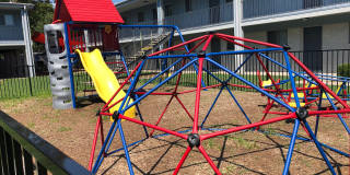 BlueBird Apartments Gallery 29